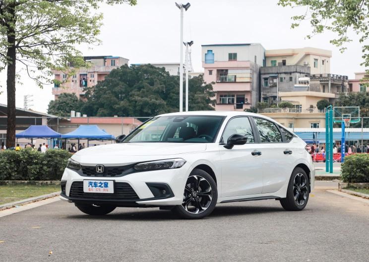  奥迪,奥迪A6L,大众,朗逸,特斯拉,Model Y,Model 3,长安欧尚,长安欧尚X5,林肯,林肯Z,福特,Bronco,宝马,宝马3系,丰田,赛那,比亚迪,海豚,广汽传祺,传祺M6,奔驰,奔驰GLC,蔚来,蔚来ES8,宋PLUS新能源,传祺M8,别克,别克GL8,本田,思域,蒙迪欧,奔驰V级,皓影,长安欧尚X5 PLUS,奥迪A6,护卫舰07,坦克,坦克300