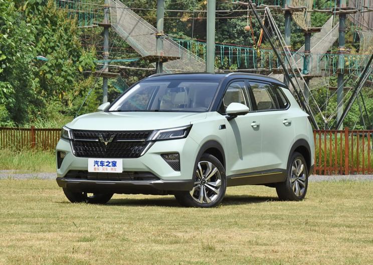  奥迪,奥迪A6L,魏牌,拿铁DHT-PHEV,拿铁DHT,荣威,鲸,长安,长安UNI-V,长安深蓝,长安深蓝SL03,吉利汽车,帝豪,MINI,MINI,五菱汽车,五菱凯捷,五菱星辰,宝马,宝马5系,星越L,日产,轩逸,五菱佳辰,阿维塔,阿维塔11,比亚迪,海豚,长安CS75,宋PLUS新能源,元PLUS,宏光MINIEV,哈弗,哈弗神兽,奥迪A6,奇瑞新能源,小蚂蚁,坦克,坦克500,坦克300,逸动,哈弗H6,汉,奔奔E-Star,奔驰,奔驰E级,缤瑞