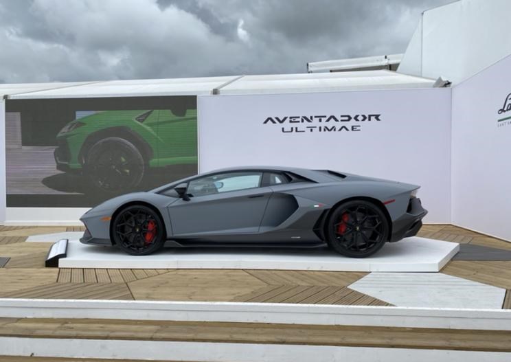  兰博基尼,Aventador