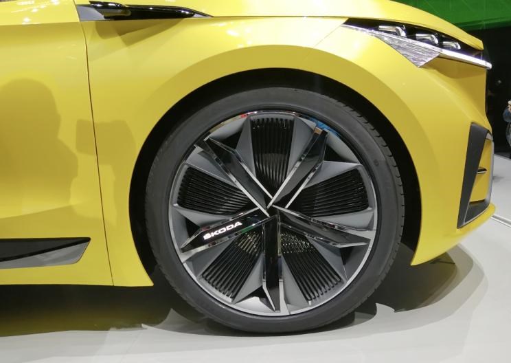 大众,途岳,途观L,宝来,迈腾,帕萨特,速腾,途铠,探歌,途锐,探影,Polo,探岳,高尔夫,一汽-大众CC,途昂,揽巡,桑塔纳,凌渡,揽境,朗逸,北京,北京BJ40,北京F40,北京BJ30,北京BJ90,北京BJ80,北京BJ60,斯柯达,晶锐(进口),柯珞克,柯米克,昕锐,速派,柯迪亚克GT,明锐,柯迪亚克,理念,广汽本田VE-1