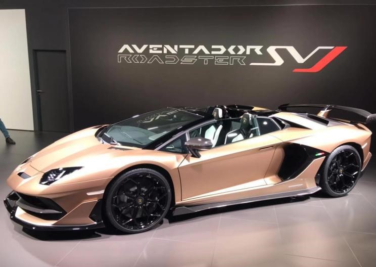  兰博基尼,Aventador