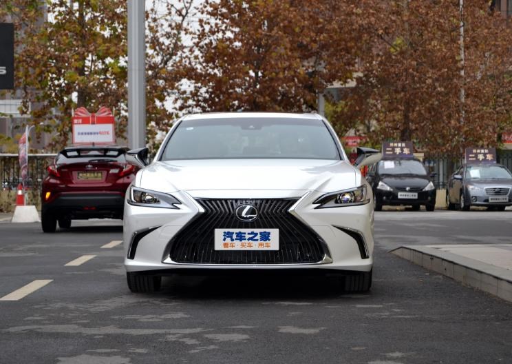 雷克萨斯,雷克萨斯NX,雷克萨斯UX,雷克萨斯RX,雷克萨斯ES,雷克萨斯LS