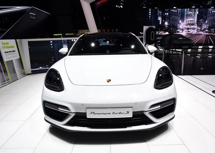  保时捷,Panamera