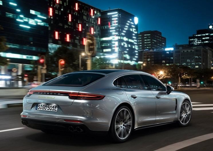  保时捷,Panamera