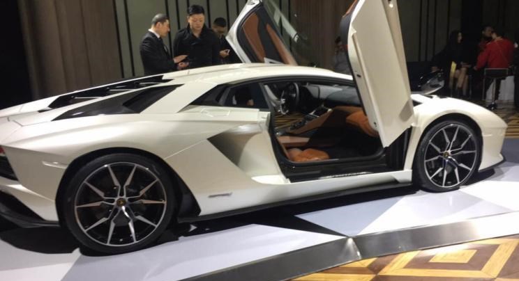  兰博基尼,Aventador