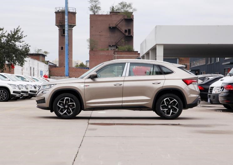  奥迪,奥迪Q3 Sportback,斯柯达,柯迪亚克GT,宝马,宝马X4,宝马X3,宝马X6,宝马X5,捷途,捷途X70 Coupe,广汽传祺,传祺GS4 COUPE,吉利汽车,博越,捷途X70,路虎,发现,长安,长安CS75,兰博基尼,Urus,柯迪亚克,奥迪Q3,奔驰,奔驰GLE,奥迪Q8,传祺GS4,领克,领克05,大众,途昂,探岳