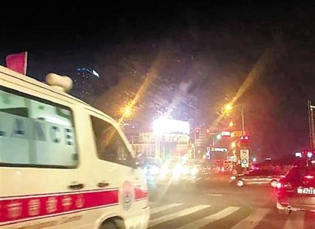  成功汽车,斑马,路虎,发现